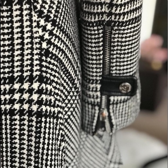 Gues Coat Black and White - Picture 11 of 16